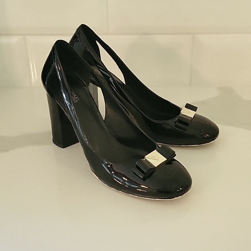 EUC Michael Kors Black Patent heels size 9.5